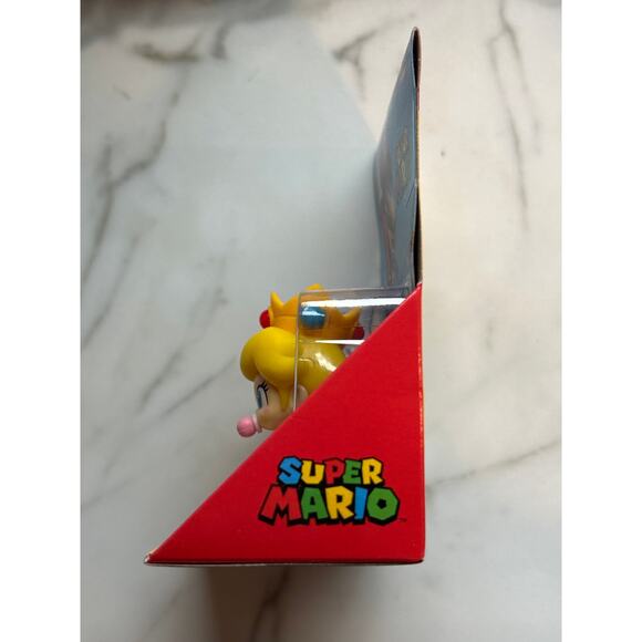 Super Mario Brothers World of Nintendo BABY PEACH 2” Action Figure Ages 3+ - Picture 5 of 5